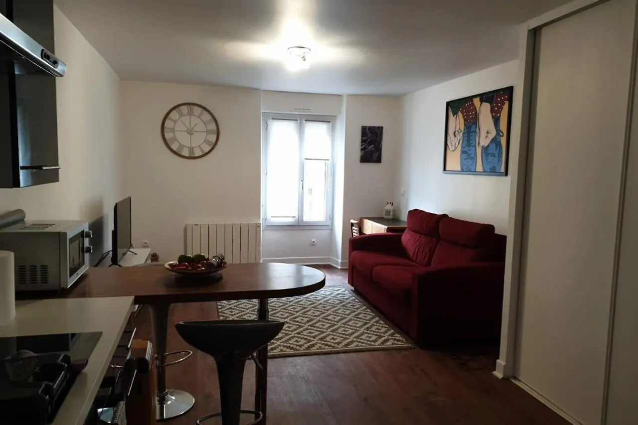 Creaky Reef Biarritz - Plages - Casino - Wifi - Vod 0*,  France